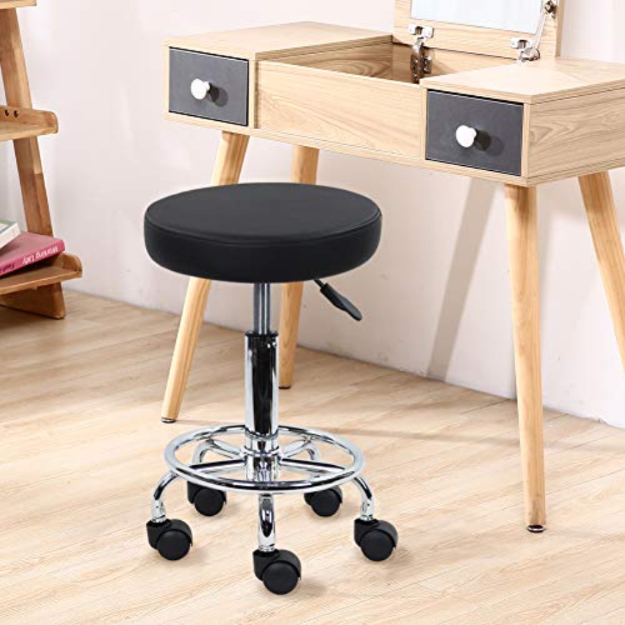 PU Leather Round Rolling Stool - Spa & Wellness Hotel Diamond Ustroń ulasan dan harga